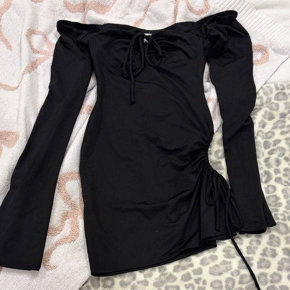 Thatssofetch Black Off-Shoulder Dress - Picture 1 of 2